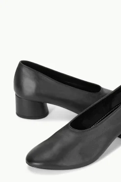STAUD ALBA PUMP><noscript><img width=