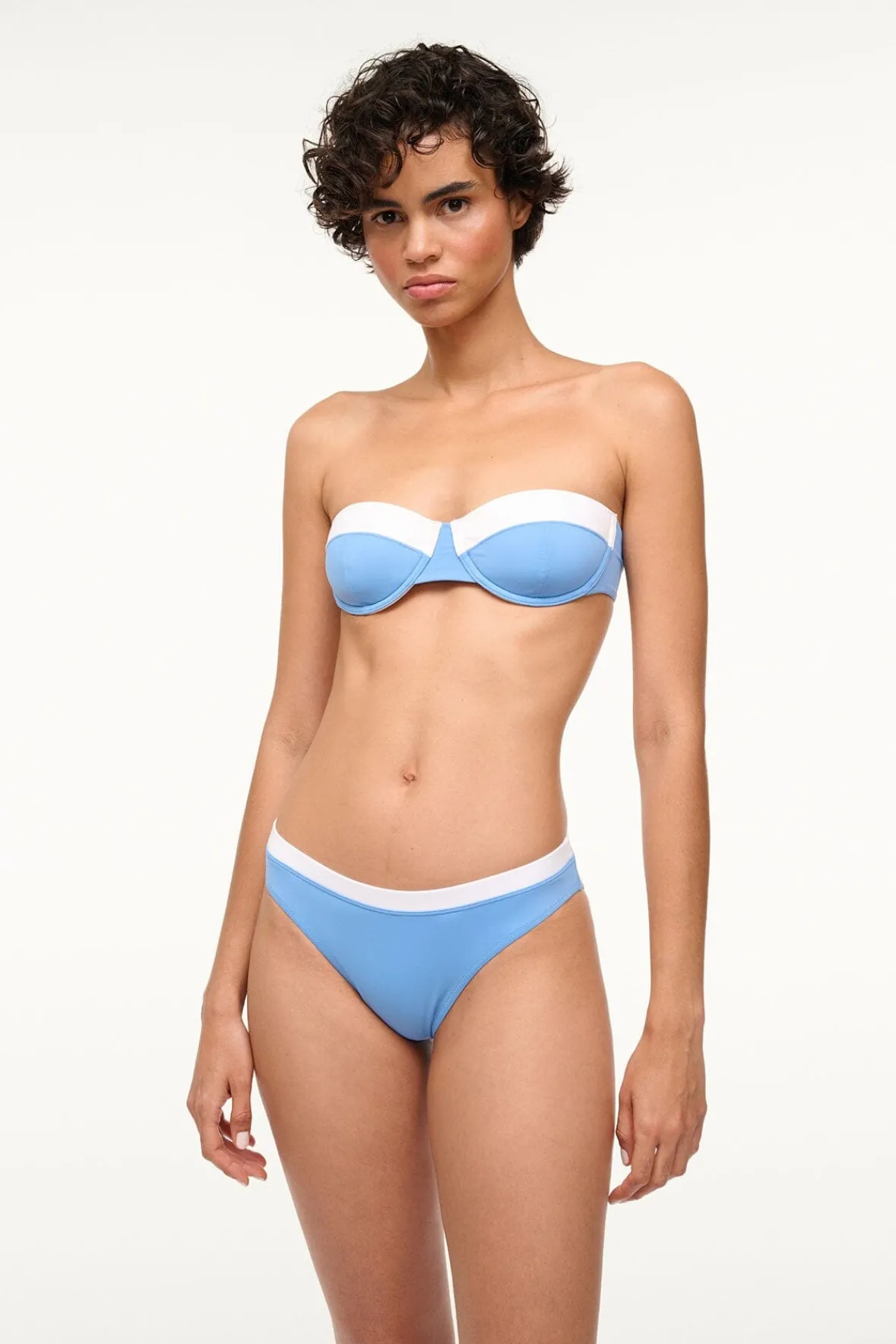 STAUD JO BALCONETTE BIKINI TOP AZURE WHITE> Swim